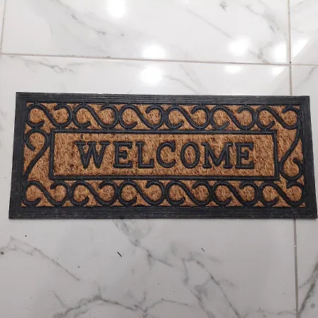 公寓 Small Budget Center *